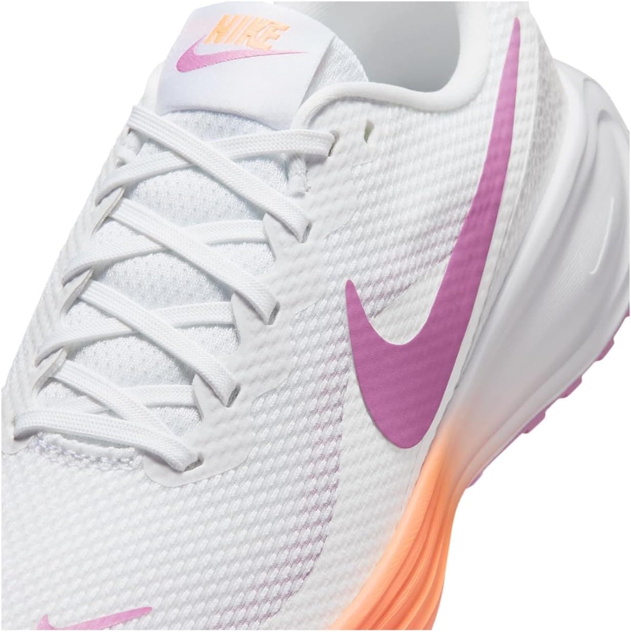 کفش زنانه Nike مدل Revolution 8 کفش زنانه Nike مدل Revolution 8