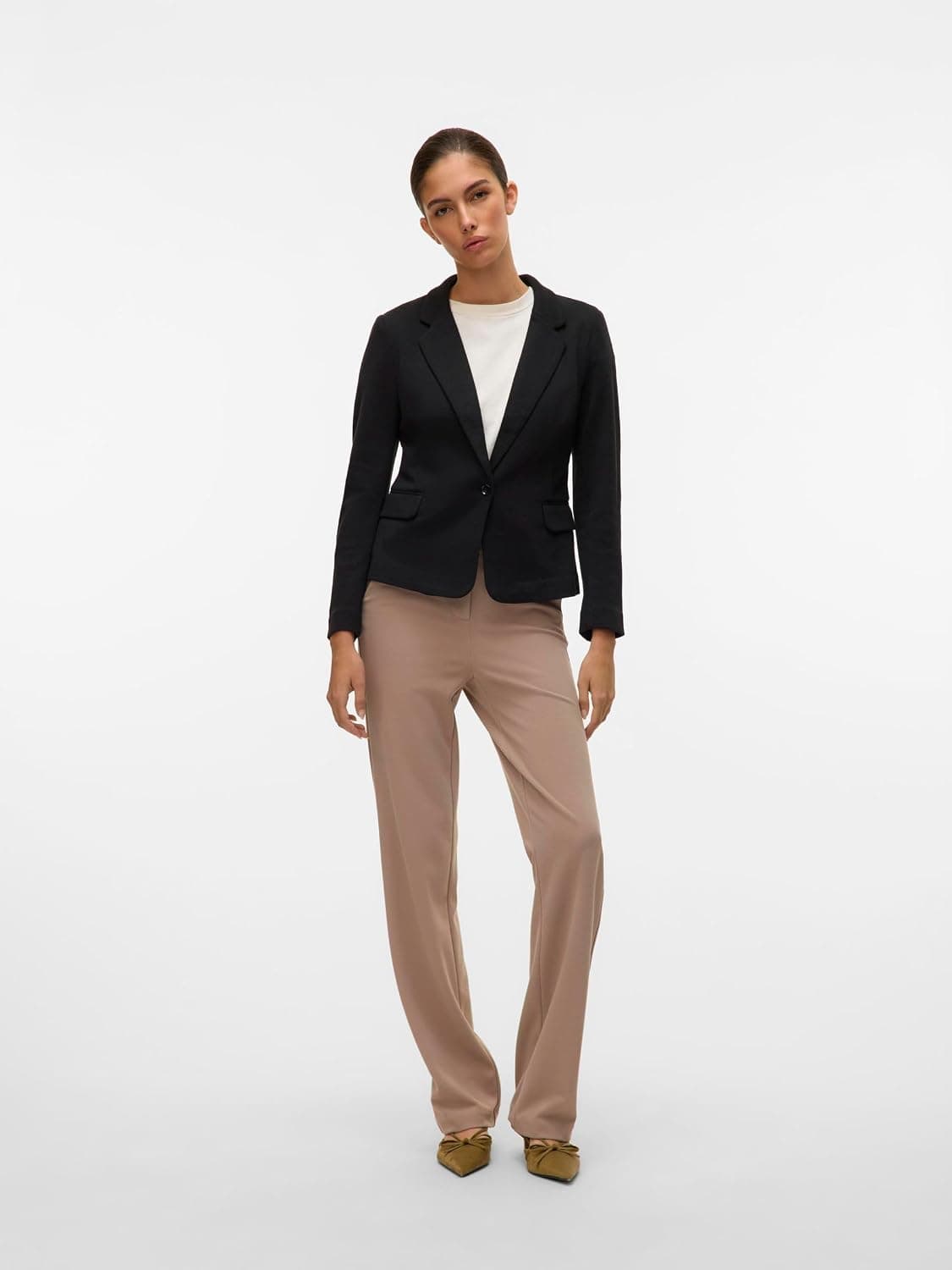 بلیزر زنانه VERO MODA مدل Vmjulia بسته ۱ عددی بلیزر زنانه VERO MODA مدل Vmjulia بسته ۱ عددی