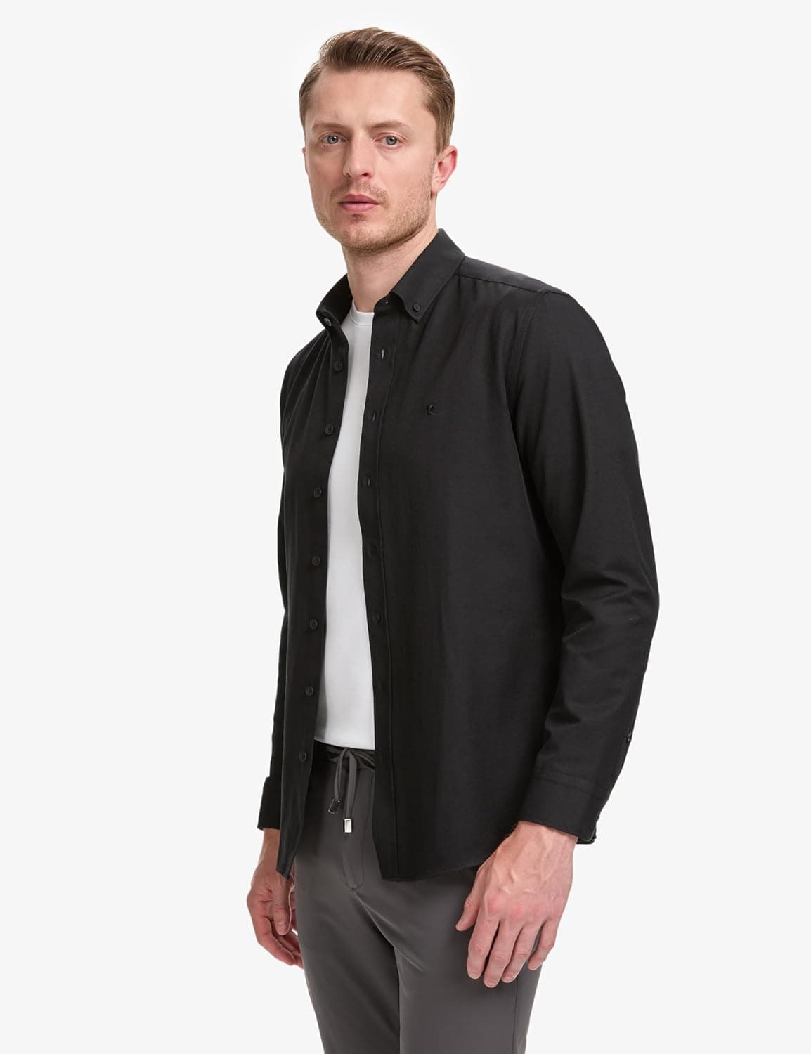 پیراهن مردانه Pierre Cardin با طرح پیراهن مردانه Pierre Cardin با طرح