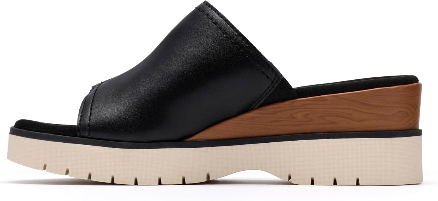 دمپایی زنانه Clarks مدل Diaz دمپایی زنانه Clarks مدل Diaz