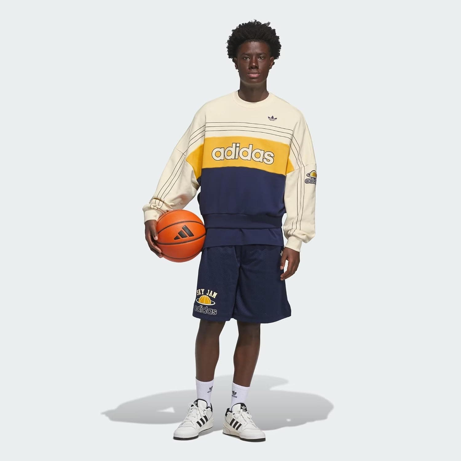 سویشرت مردانه adidas Originals یقه گرد سویشرت مردانه adidas Originals یقه گرد