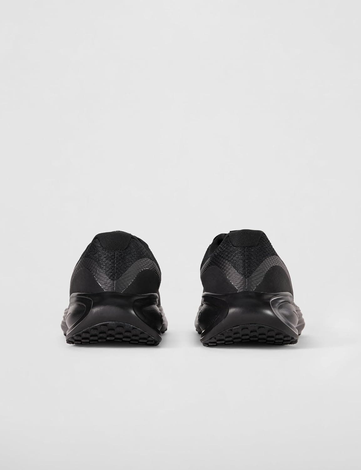 کفش دویدن جادهای مردانه Nike مدل Revolution 8 کفش دویدن جادهای مردانه Nike مدل Revolution 8