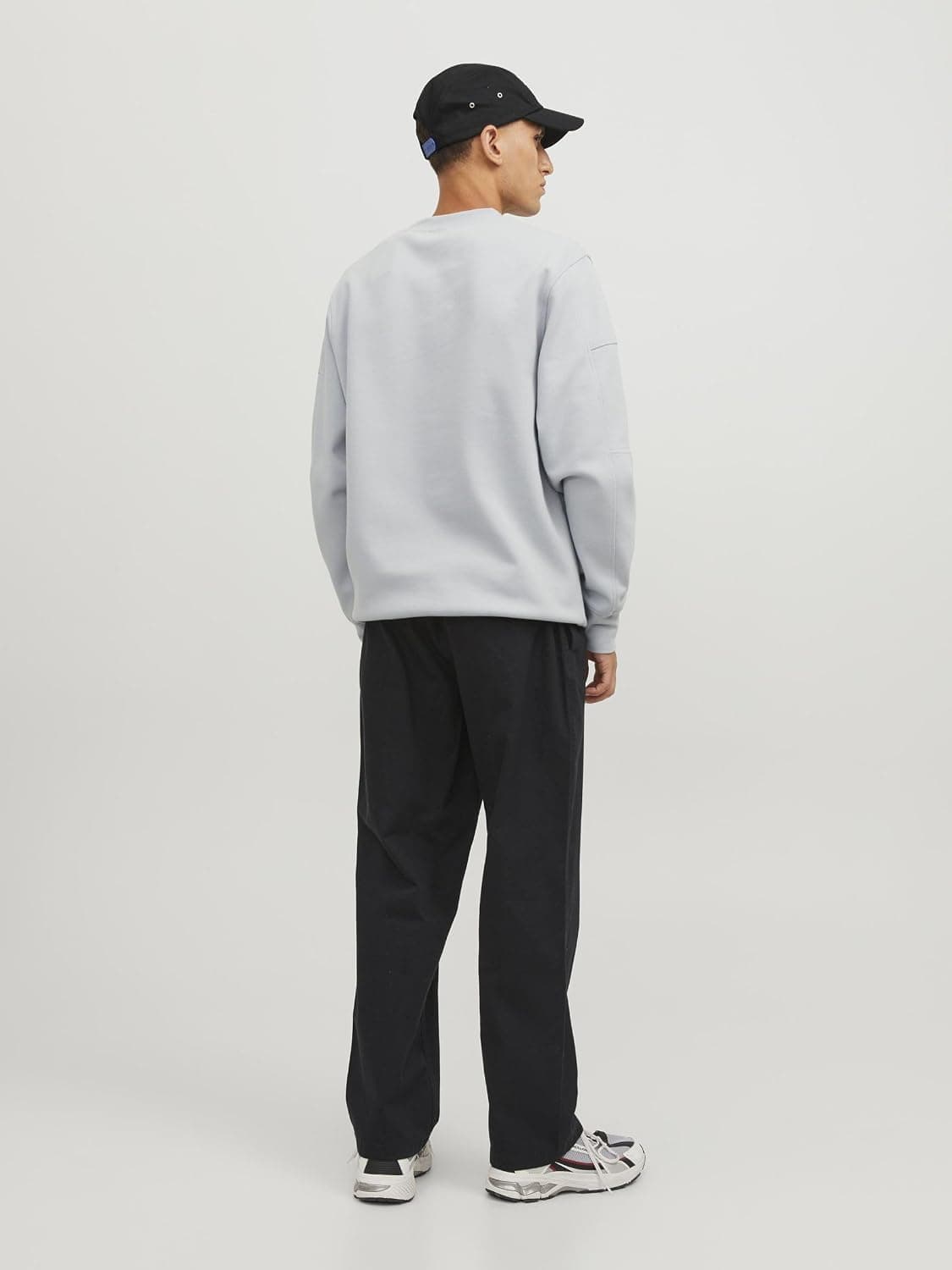 سوئیشرت مردانه JACK & JONES یقه گرد مدل 5003051968 سوئیشرت مردانه JACK & JONES یقه گرد مدل 5003051968