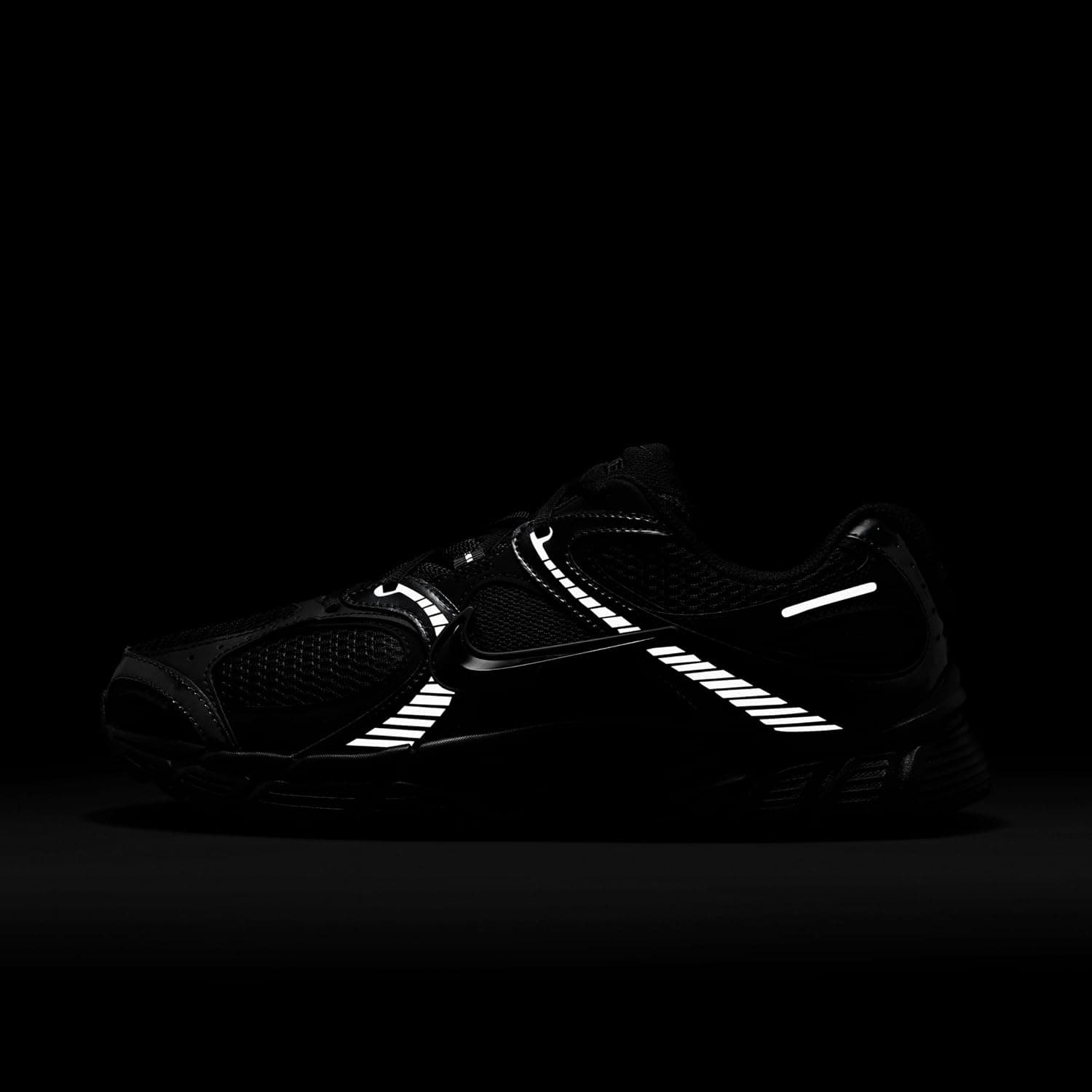 کفش ورزشی مردانه Nike V5 RNR کفش ورزشی مردانه Nike V5 RNR