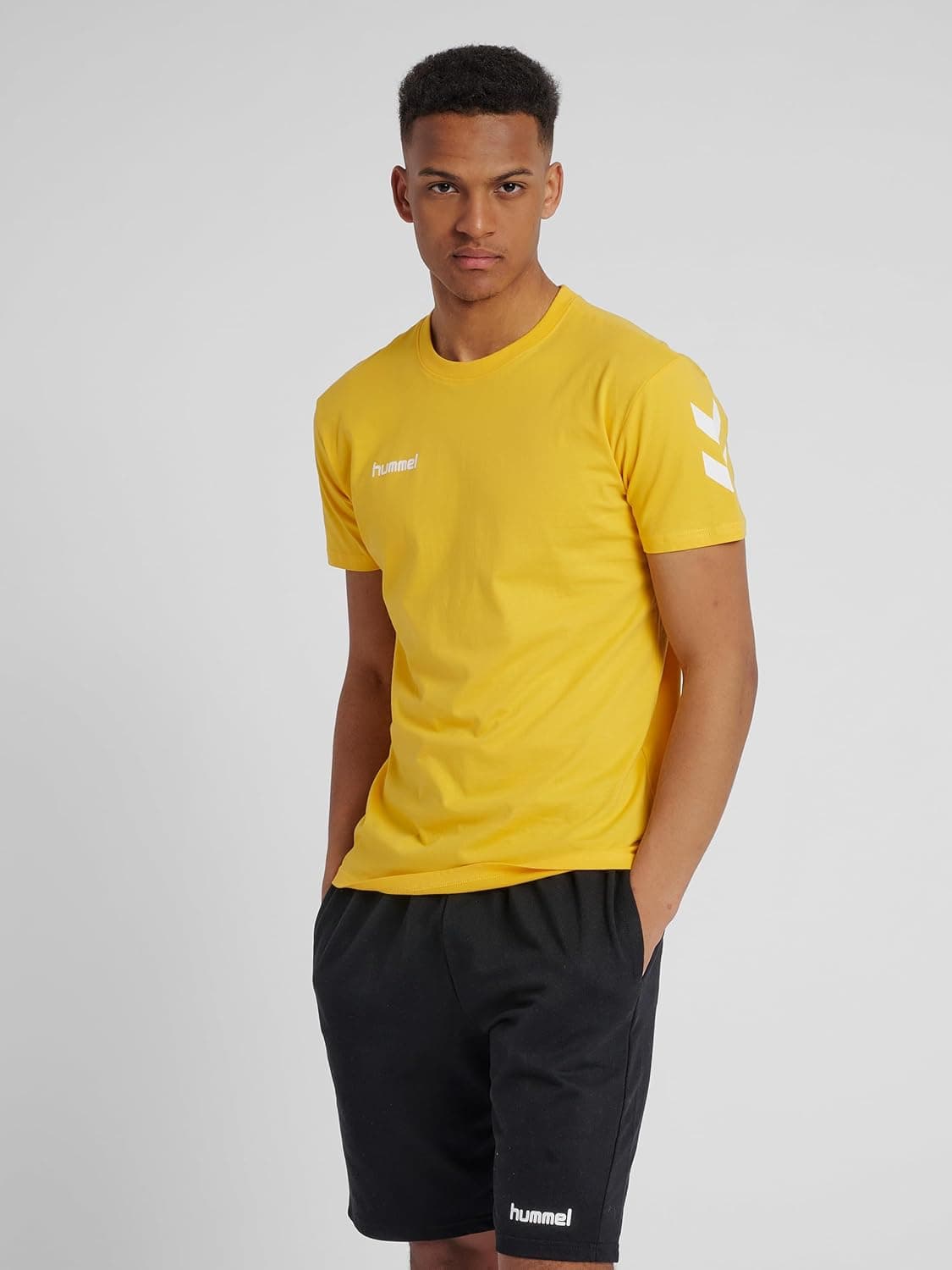 تیشرت مردانه hummel نخی مدل Hmlgo تیشرت مردانه hummel نخی مدل Hmlgo