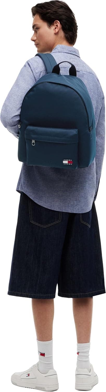 کوله پشتی مردانه Tommy Jeans مدل TJM ESS DAILY DOME کوله پشتی مردانه Tommy Jeans مدل TJM ESS DAILY DOME