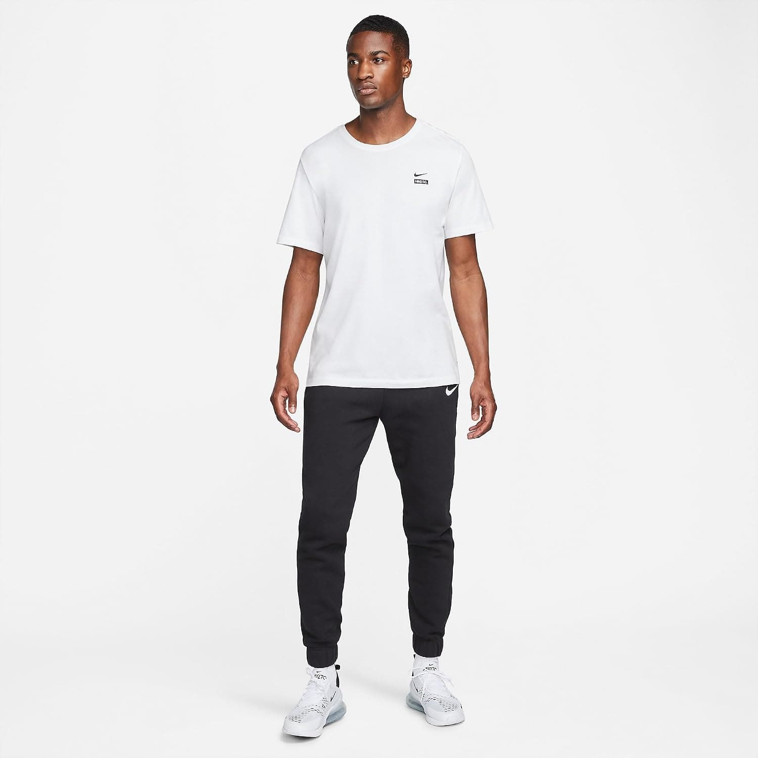 سوئشرت مردانه Nike یقه گرد مدل Team Club 20 سوئشرت مردانه Nike یقه گرد مدل Team Club 20