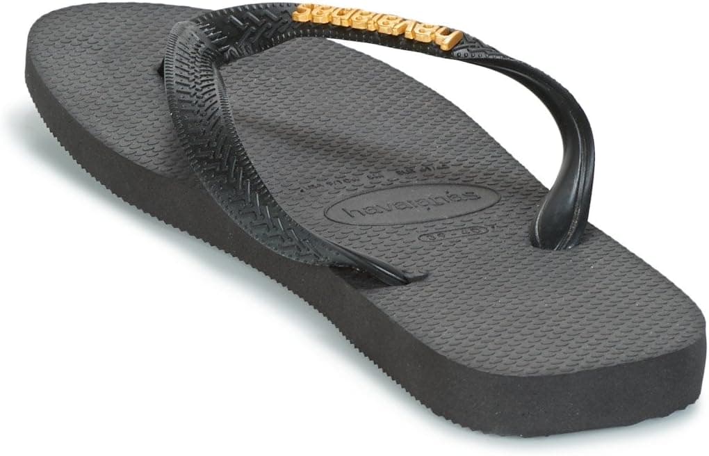 دمپایی لاانگشتی Havaianas با لوگوی فلزی دمپایی لاانگشتی Havaianas با لوگوی فلزی