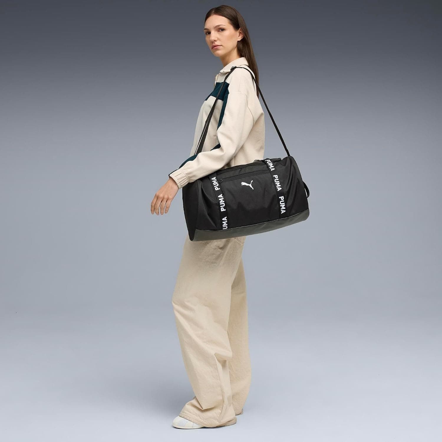 کیف ورزشی زنانه PUMA مشکی تک سایز مدل AT ESS Barrel Bag کیف ورزشی زنانه PUMA مشکی تک سایز مدل AT ESS Barrel Bag