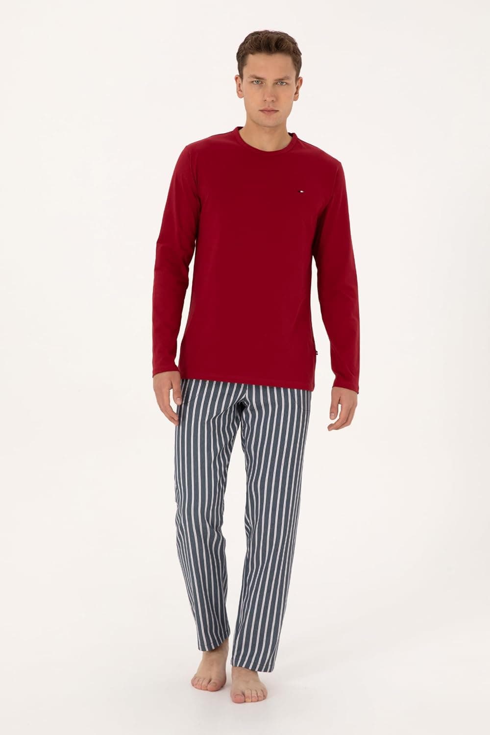 ست پیژامه مردانه U.S. POLO ASSN. زرشکی مدل 50318612-VR014 ست پیژامه مردانه U.S. POLO ASSN. زرشکی مدل 50318612-VR014