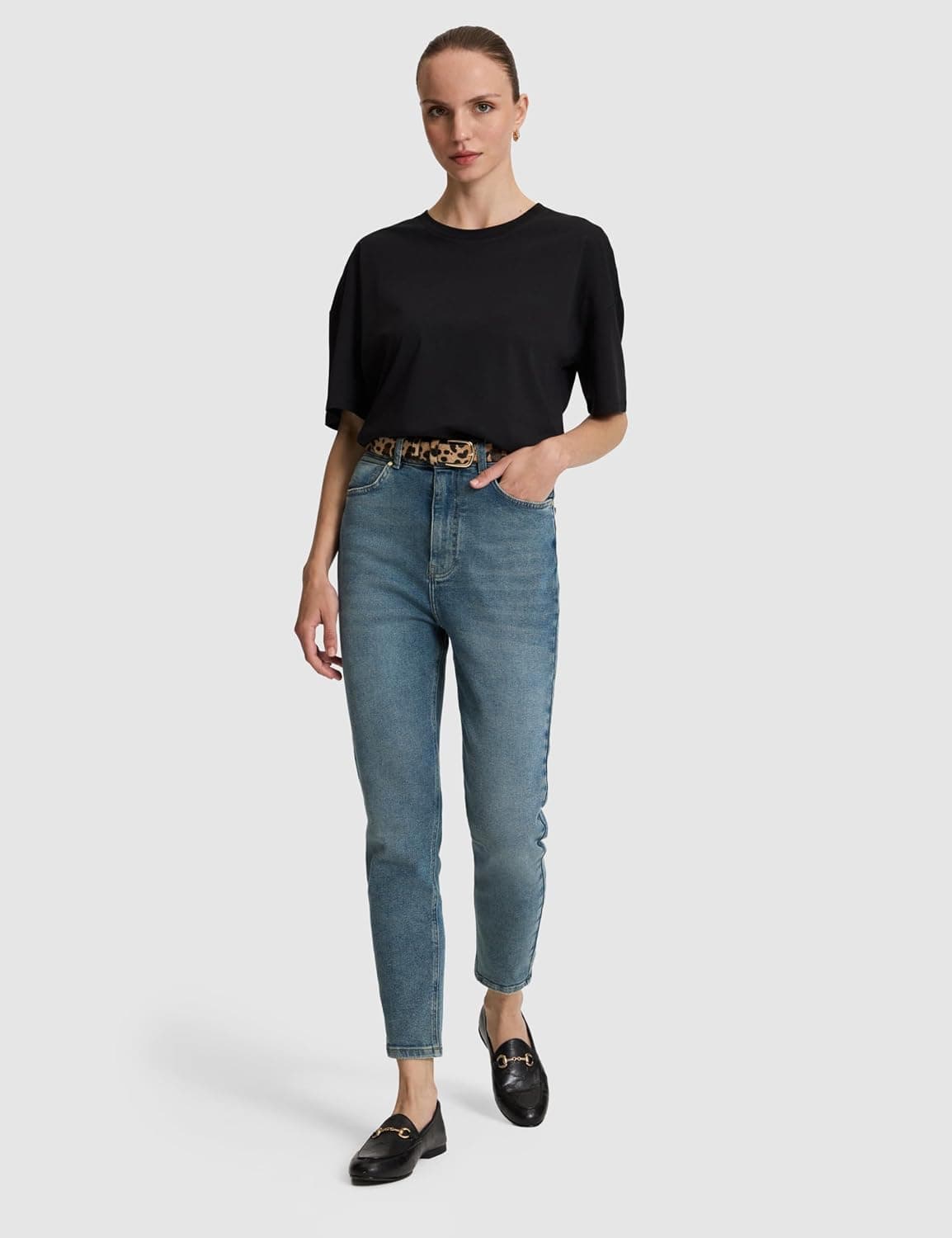 تیشرت زنانه مشکی Pierre Cardin مدل 50325455-VR046 تیشرت زنانه مشکی Pierre Cardin مدل 50325455-VR046
