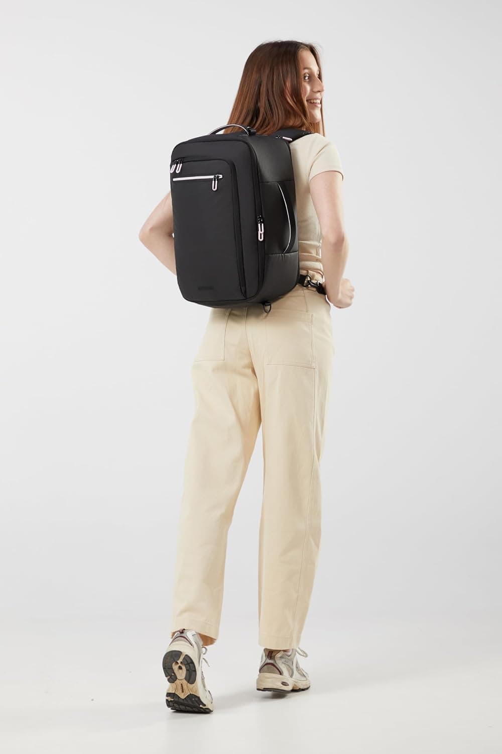 کیف دستی زنانه American Tourister سهحالته 14.0 inch مدل PUFFYPOP کیف دستی زنانه American Tourister سهحالته 14.0 inch مدل PUFFYPOP