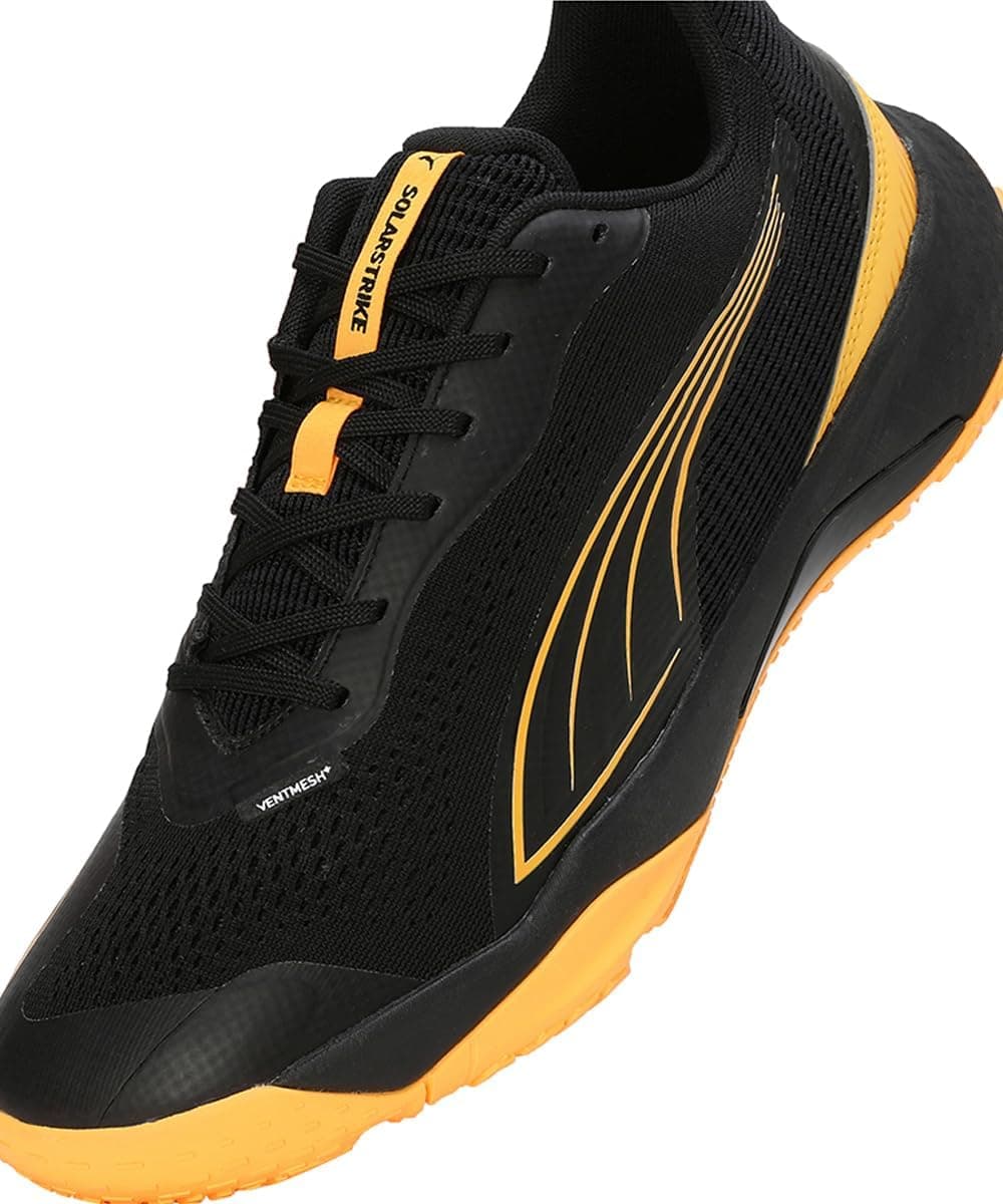 کفش فوتسال یونیسکس بزرگسال PUMA سالنی مدل Solarstrike III کفش فوتسال یونیسکس بزرگسال PUMA سالنی مدل Solarstrike III