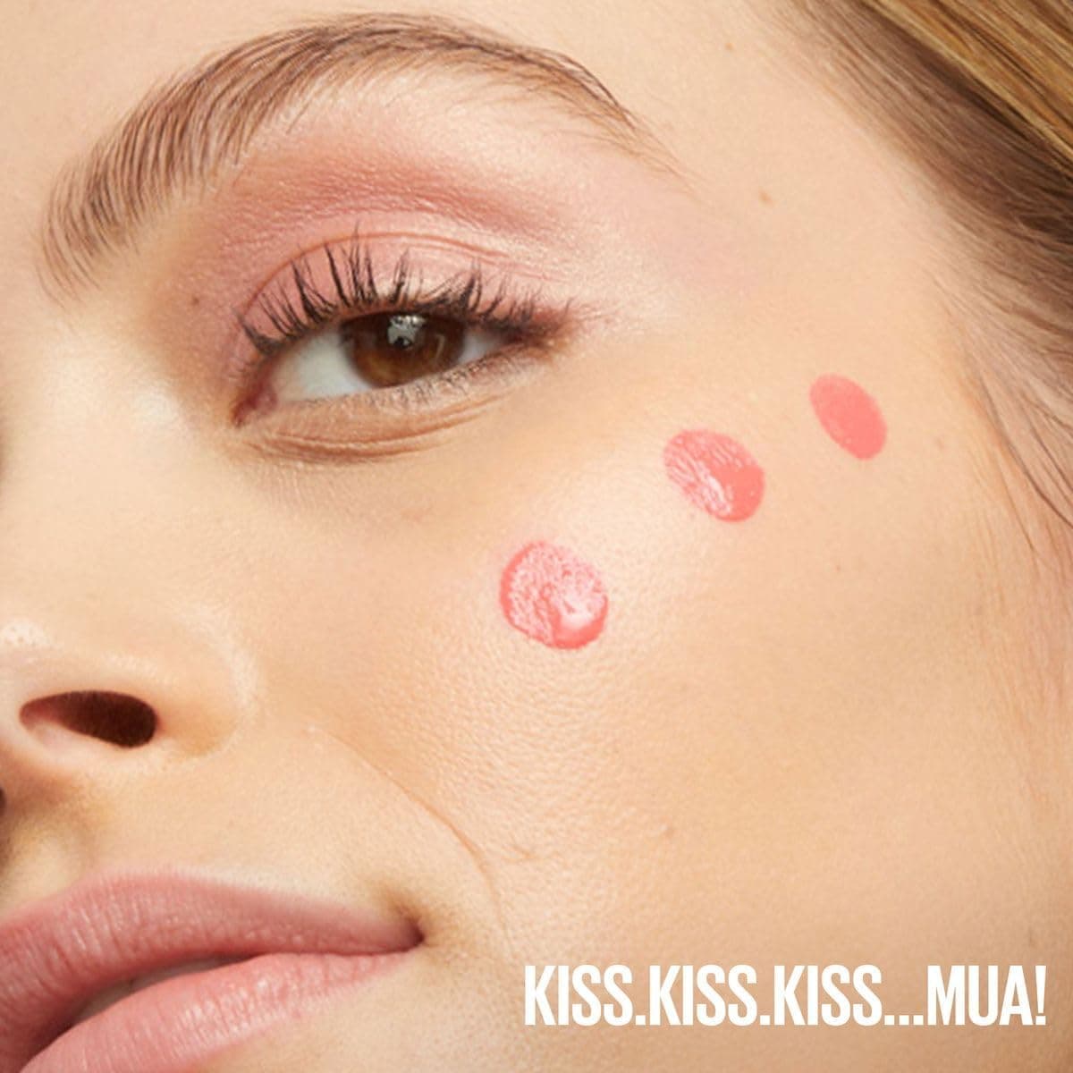 رژگونه مایع MAYBELLINE مدل Sunkisser Hazy Matte حاوی ویتامین E رنگ 33 Berry Brunch رژگونه مایع MAYBELLINE مدل Sunkisser Hazy Matte حاوی ویتامین E رنگ 33 Berry Brunch