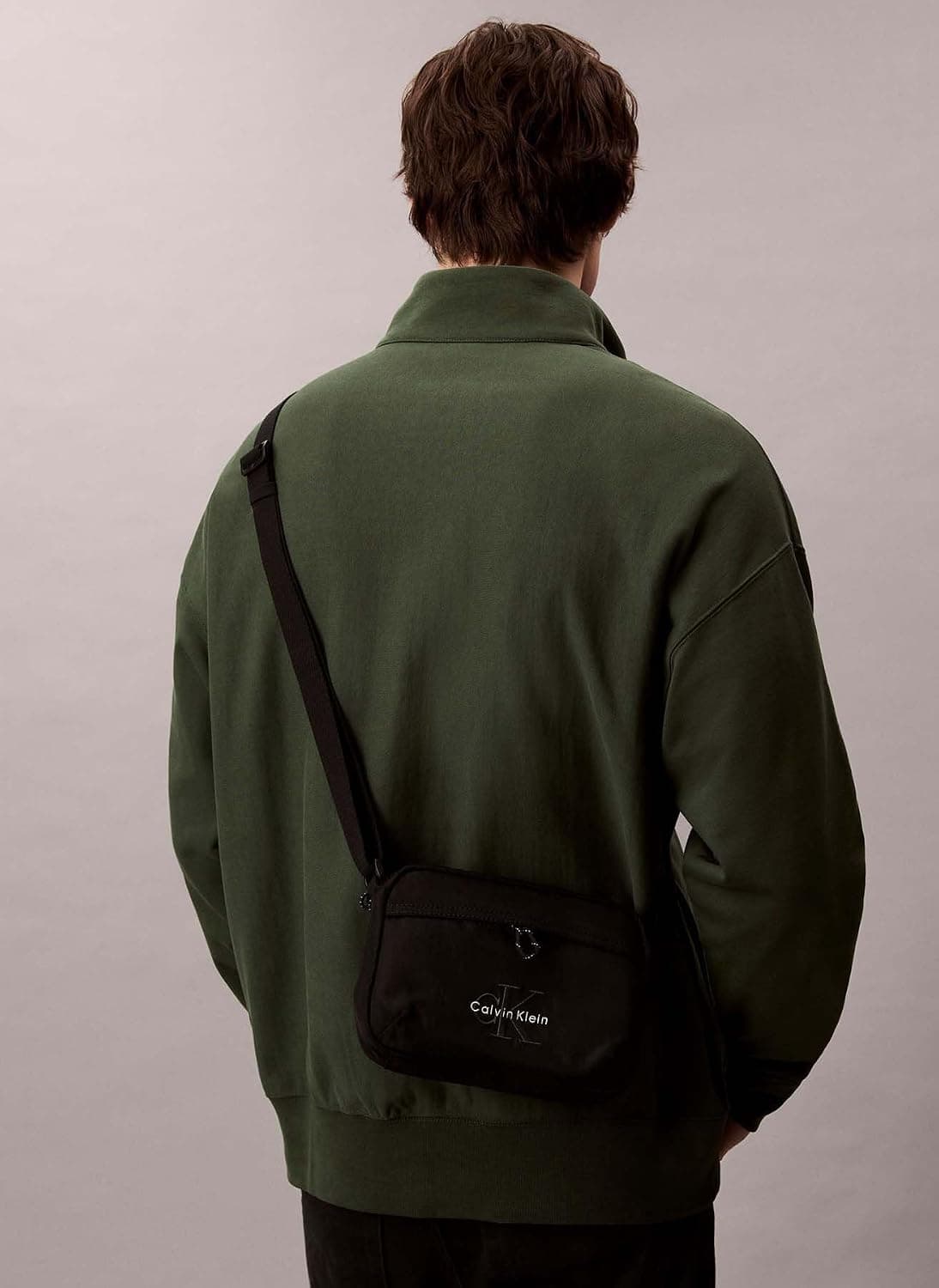 کیف مردانه Calvin Klein مدل BOLD CAMERA BAG کیف مردانه Calvin Klein مدل BOLD CAMERA BAG