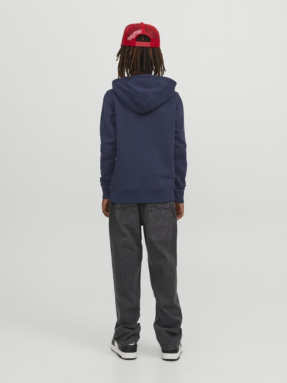 سوئیشرت پسرانه JACK & JONES کلاهدار چاپدار مدل 5003072188 سوئیشرت پسرانه JACK & JONES کلاهدار چاپدار مدل 5003072188