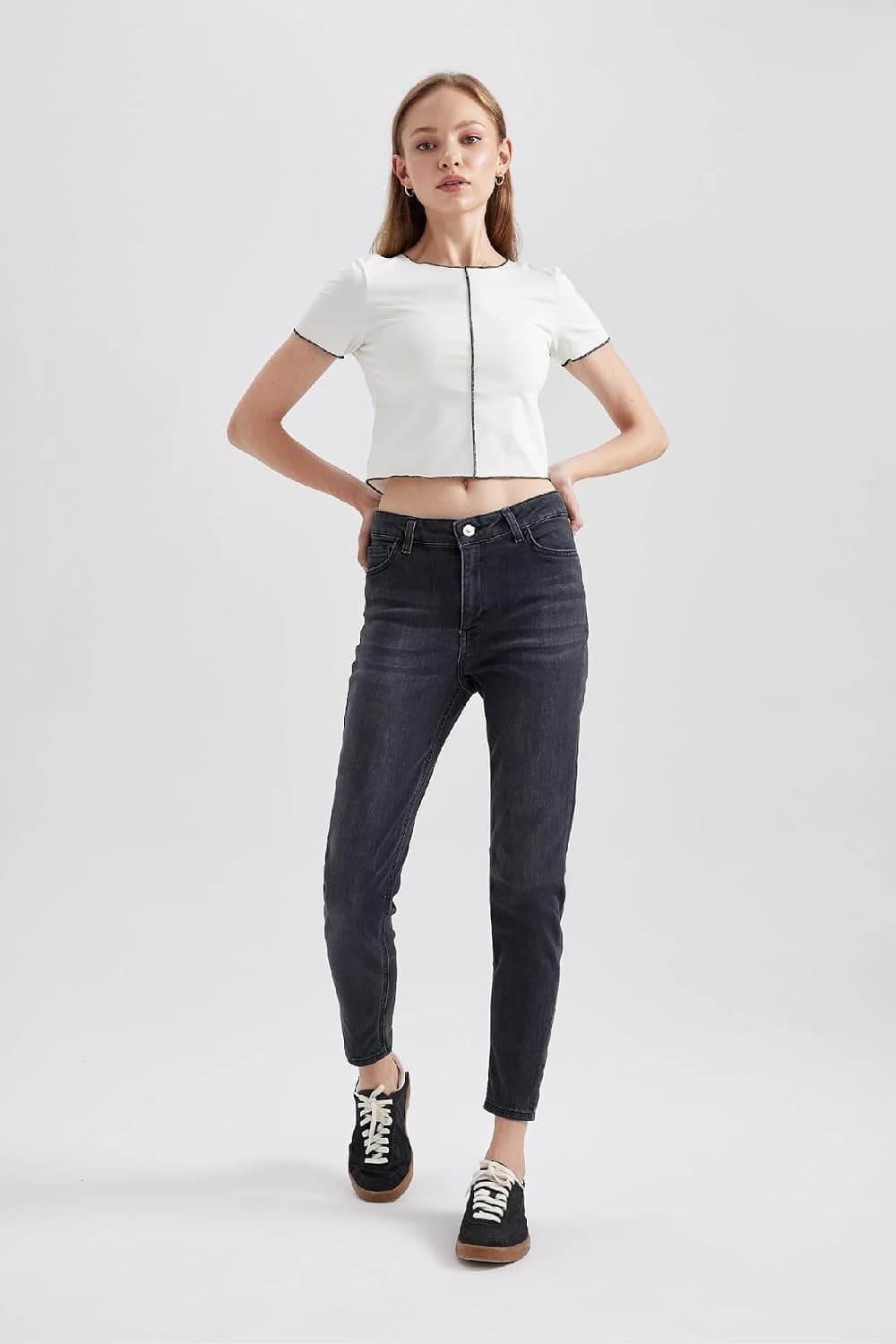 شلوار جین زنانه DeFacto مدل Skinny Fit بلند شلوار جین زنانه DeFacto مدل Skinny Fit بلند