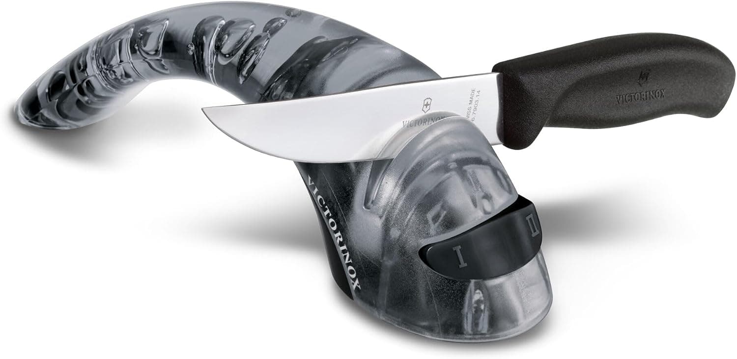 تیزکن چاقوی Victorinox با غلتک سرامیکی سیاه مدل 7.8721.3 تیزکن چاقوی Victorinox با غلتک سرامیکی سیاه مدل 7.8721.3