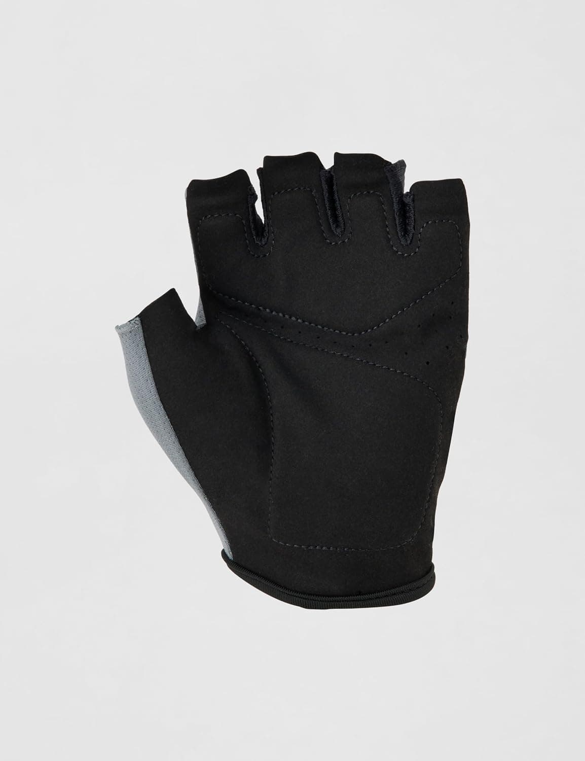 دستکش فیتنس مردانه Nike خاکستری Gym Essential Fg 2.0 مدل N.101.2315.032.MD دستکش فیتنس مردانه Nike خاکستری Gym Essential Fg 2.0 مدل N.101.2315.032.MD