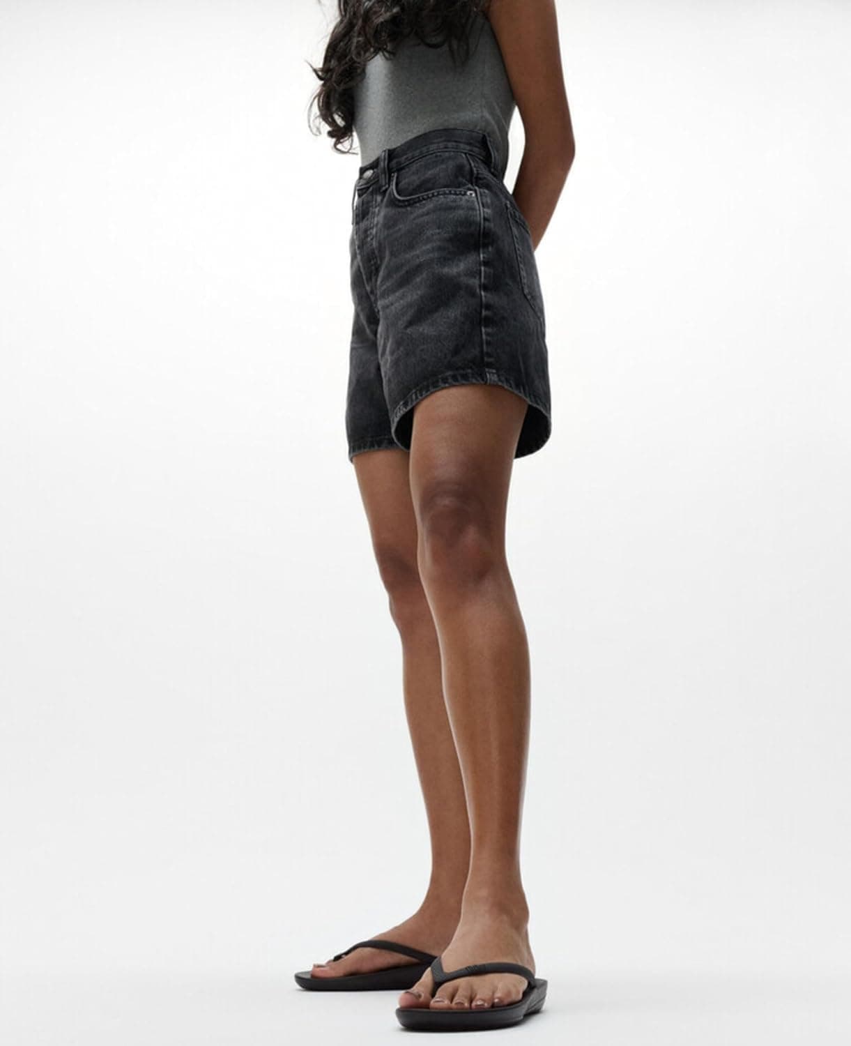 دمپایی زنانه FitFlop ارگونومیک Iqushion مدل E54 دمپایی زنانه FitFlop ارگونومیک Iqushion مدل E54