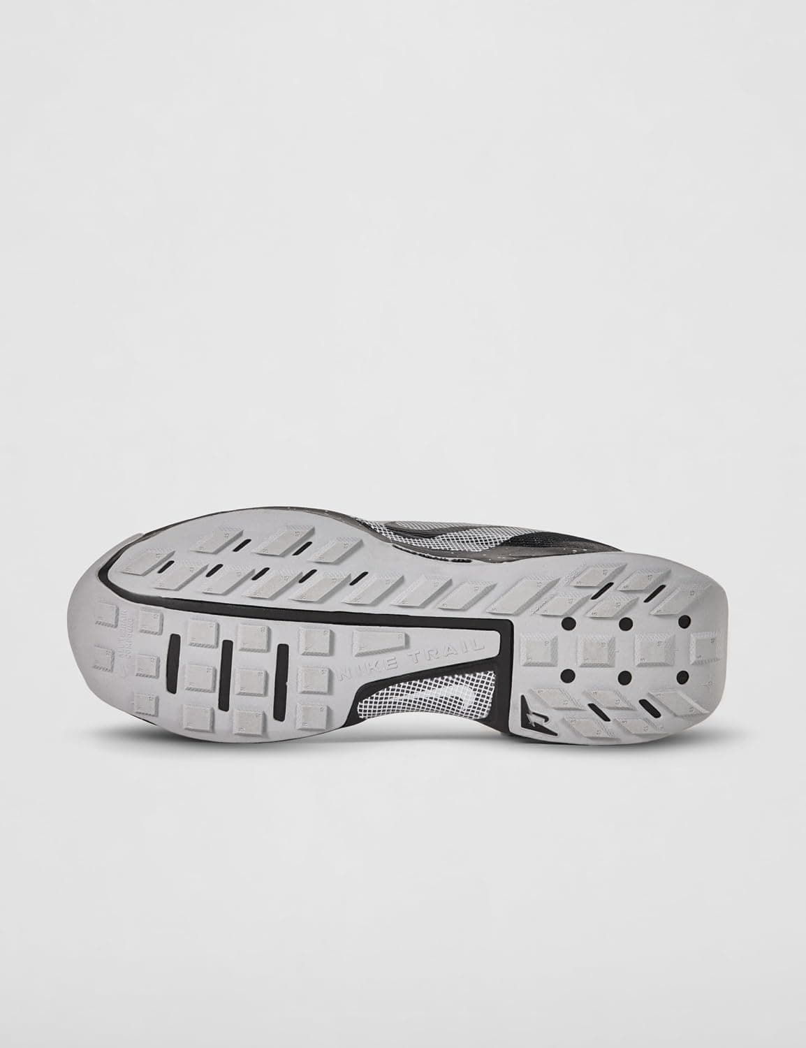 کفش اسپرت مردانه Nike مدل Juniper Trail 3 کفش اسپرت مردانه Nike مدل Juniper Trail 3