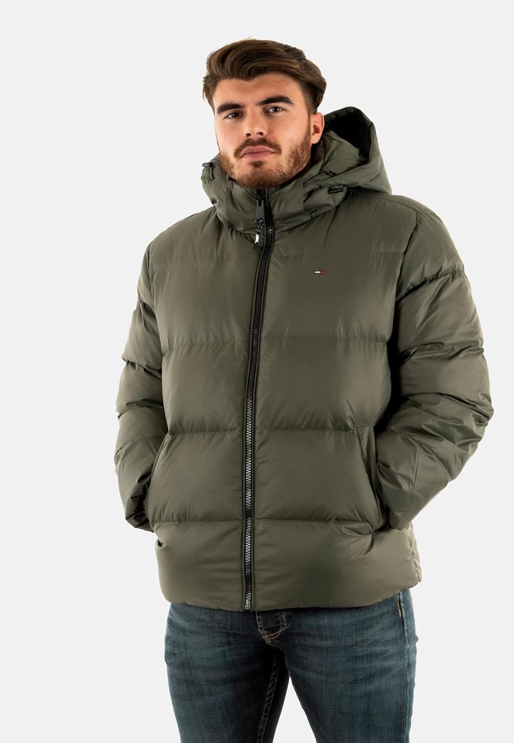 کاپشن پافر مردانه Tommy Jeans فیت راحت با کلاه جداشونده مدل DM0DM19786 MRH کاپشن پافر مردانه Tommy Jeans فیت راحت با کلاه جداشونده مدل DM0DM19786 MRH