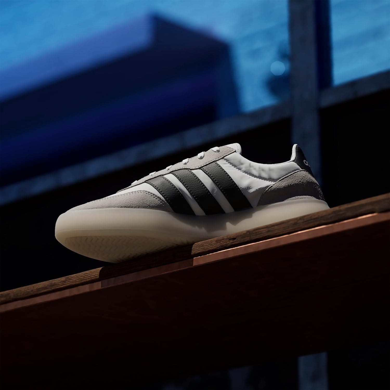 کفش ورزشی مردانه adidas مدل Barreda Decode کفش ورزشی مردانه adidas مدل Barreda Decode