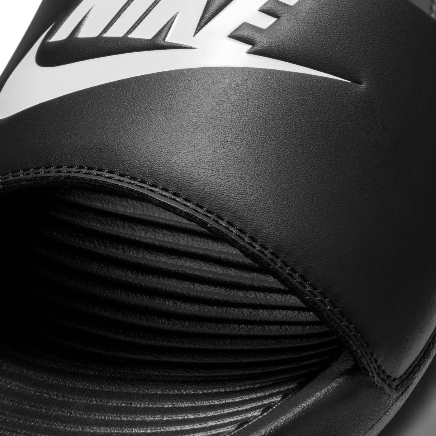 دمپایی مردانه Nike مدل VICTORI ONE SLIDE دمپایی مردانه Nike مدل VICTORI ONE SLIDE