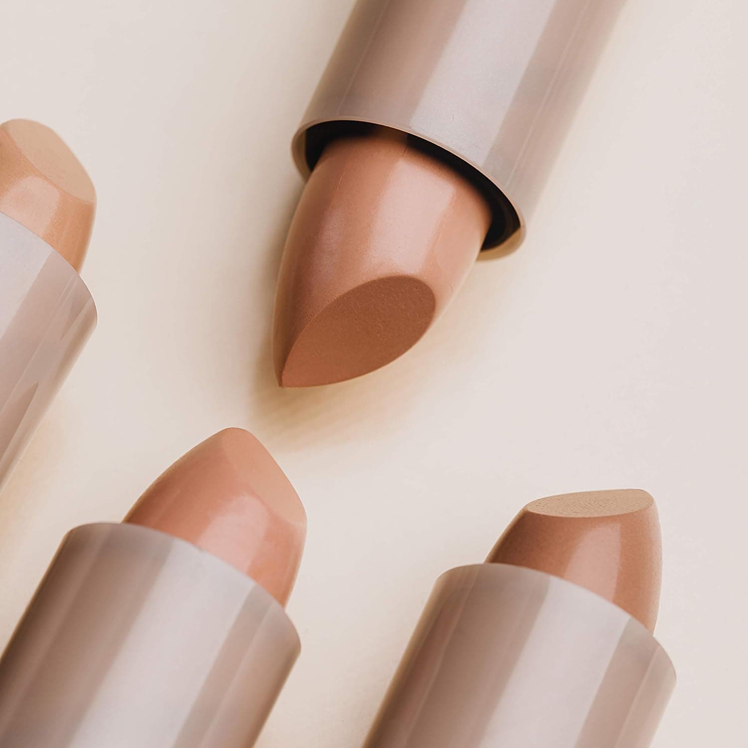 کانسیلر Rimmel مدل Hide The Blemish رنگ عسلی ملایم 4.5g کانسیلر Rimmel مدل Hide The Blemish رنگ عسلی ملایم 4.5g
