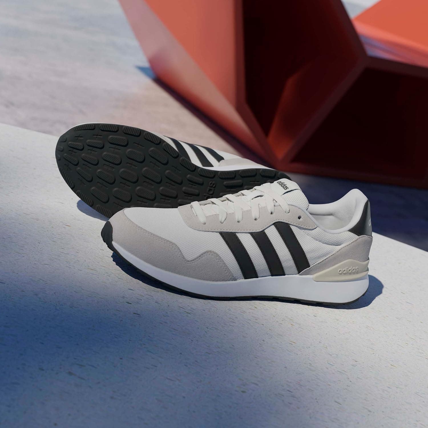 کفش مردانه adidas مدل Run 60s 4.0 مشکی سایز 10 کفش مردانه adidas مدل Run 60s 4.0 مشکی سایز 10