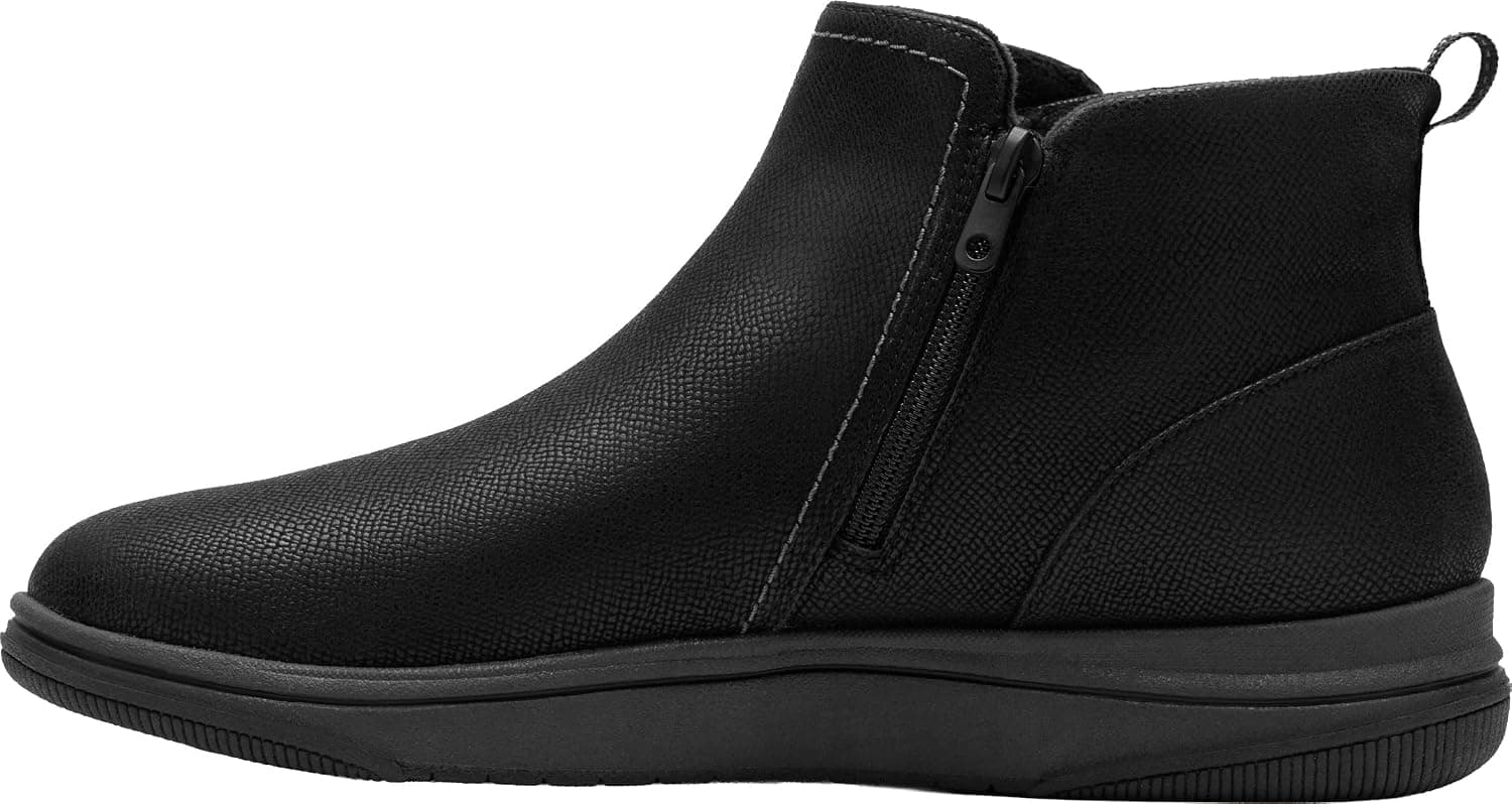 نیمبوت زنانه Clarks مدل Breeze Derby نیمبوت زنانه Clarks مدل Breeze Derby