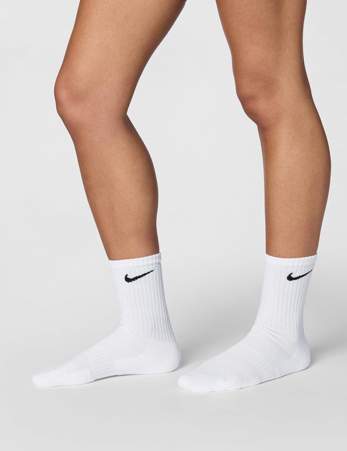 جوراب یونیسکس بزرگسال Nike مدل Everyday Cushion Crew بسته 3 جفتی جوراب یونیسکس بزرگسال Nike مدل Everyday Cushion Crew بسته 3 جفتی