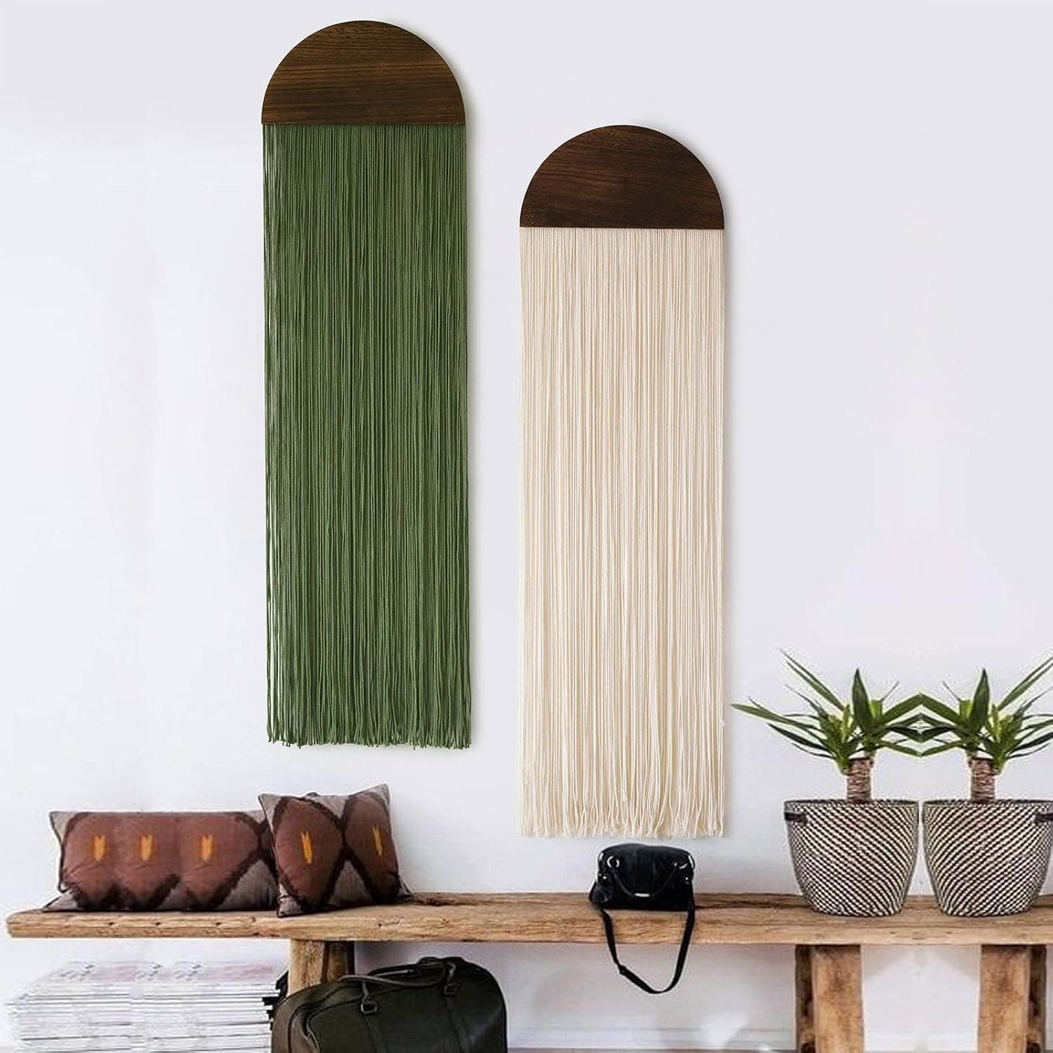 ست 2 عددی آویز دیواری Flber مکرومه بوهو دستساز با منگولههای گرد 35cm × 130cm ست 2 عددی آویز دیواری Flber مکرومه بوهو دستساز با منگولههای گرد 35cm × 130cm