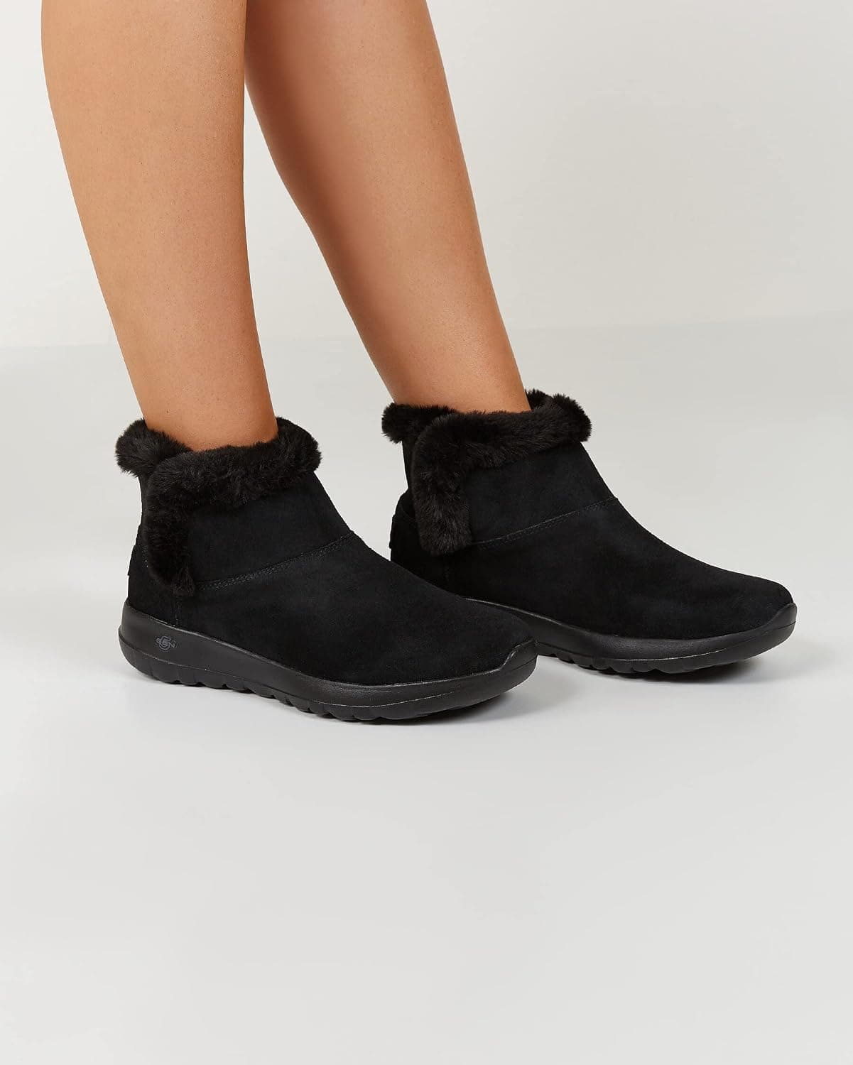 بوت چوکا زنانه Skechers On-the-go Joy مدل 15501 بوت چوکا زنانه Skechers On-the-go Joy مدل 15501