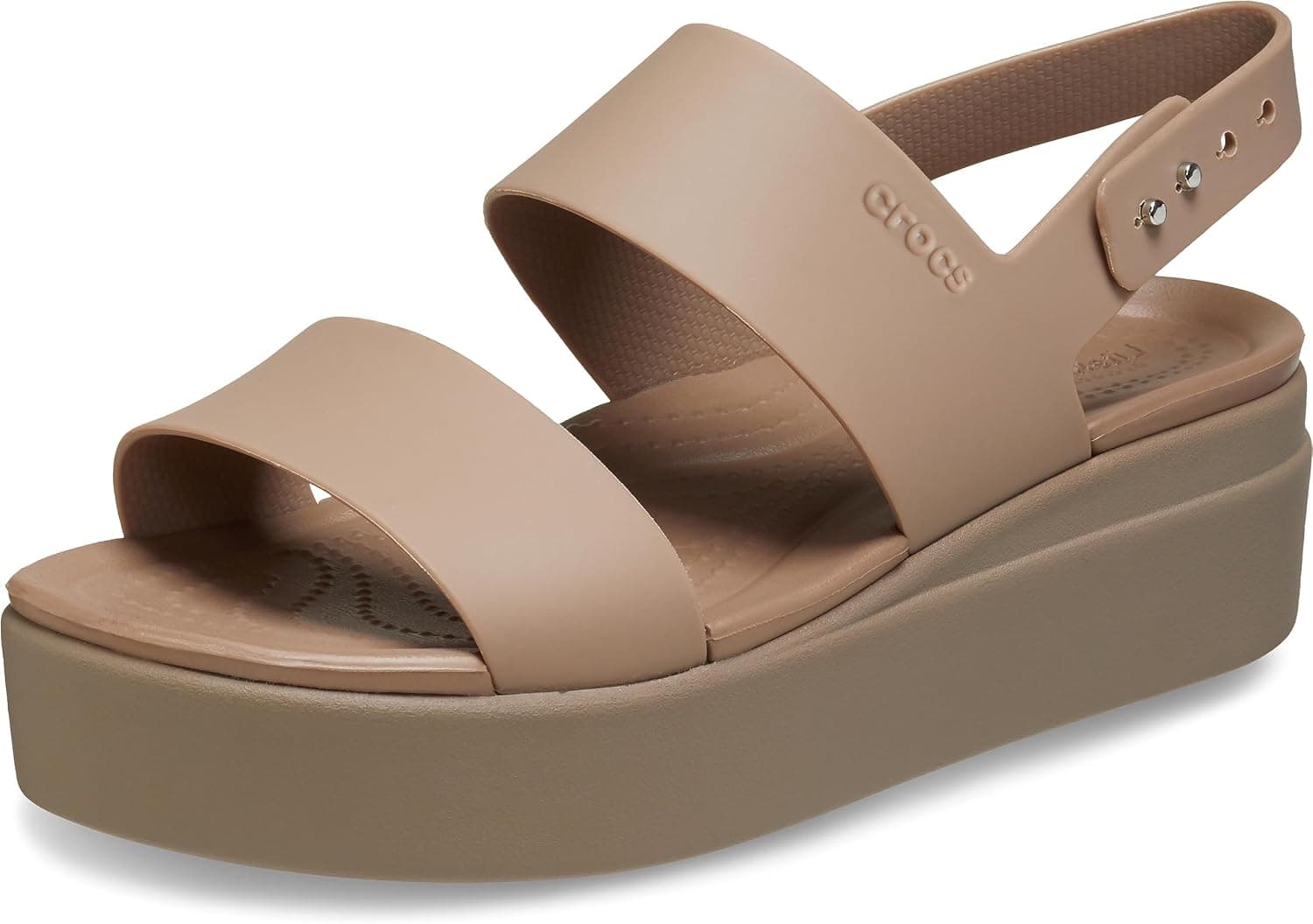 صندل زنانه Crocs پاشنه گوهای کم ارتفاع مدل Brooklyn صندل زنانه Crocs پاشنه گوهای کم ارتفاع مدل Brooklyn