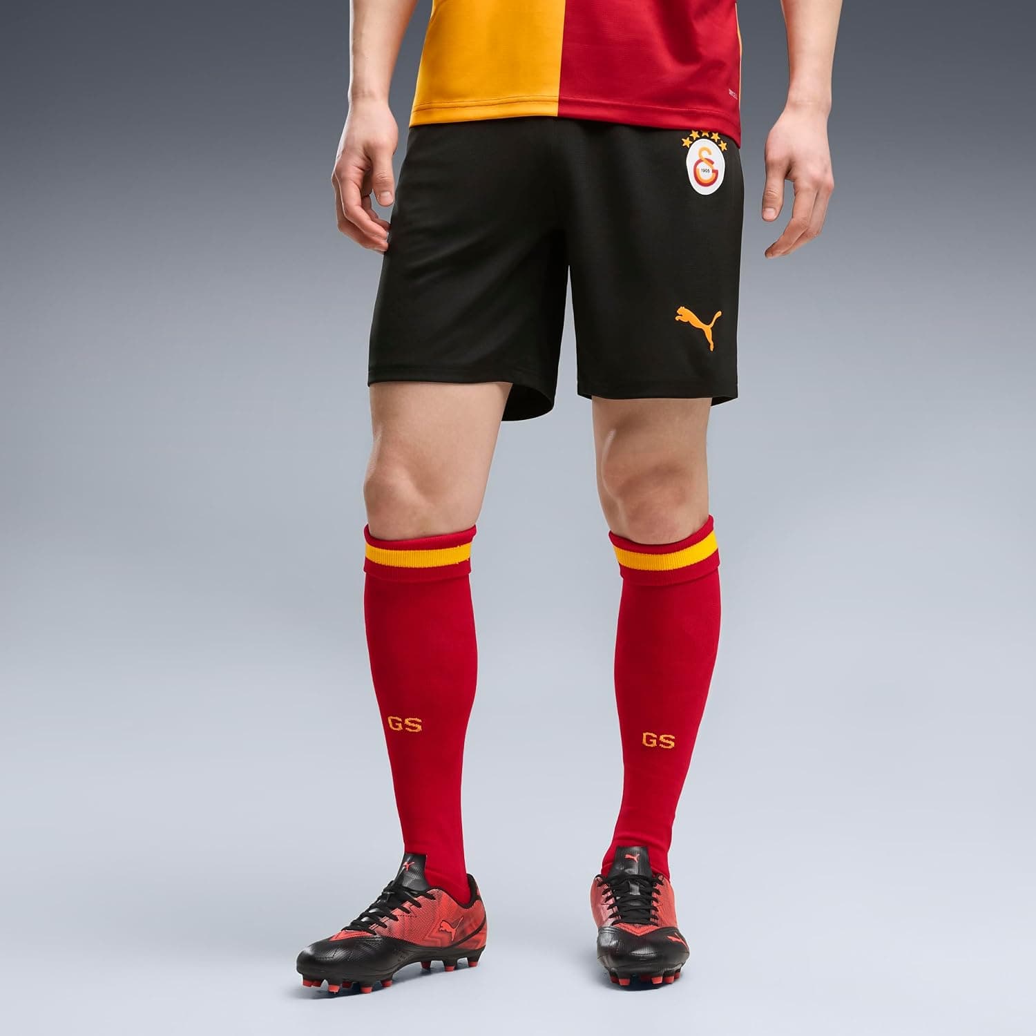 شورت مردانه PUMA Galatasaray 26/27 قرمز مدل 785023 شورت مردانه PUMA Galatasaray 26/27 قرمز مدل 785023