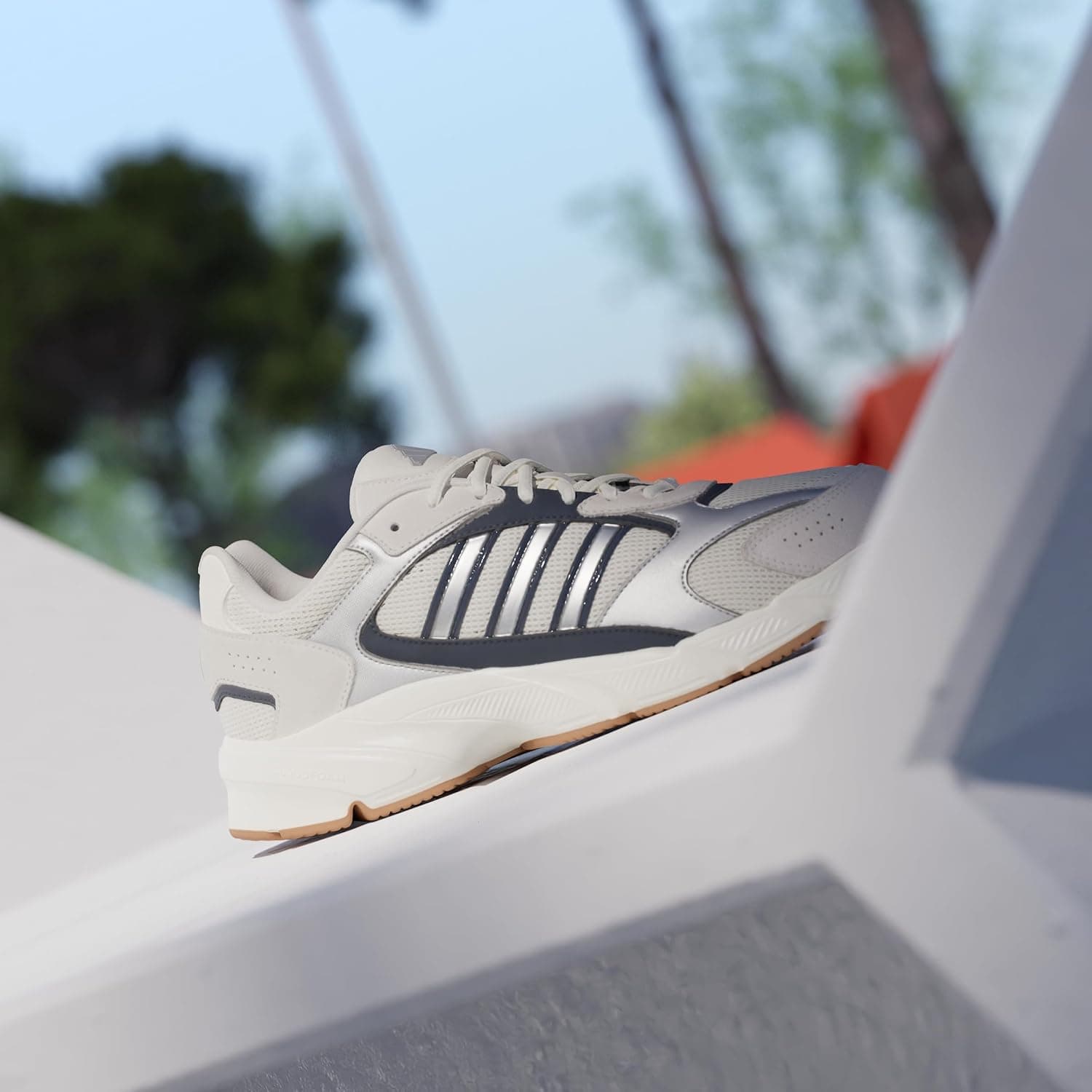 کفش ورزشی زنانه adidas مدل CRAZYCHAOS 2000 کفش ورزشی زنانه adidas مدل CRAZYCHAOS 2000