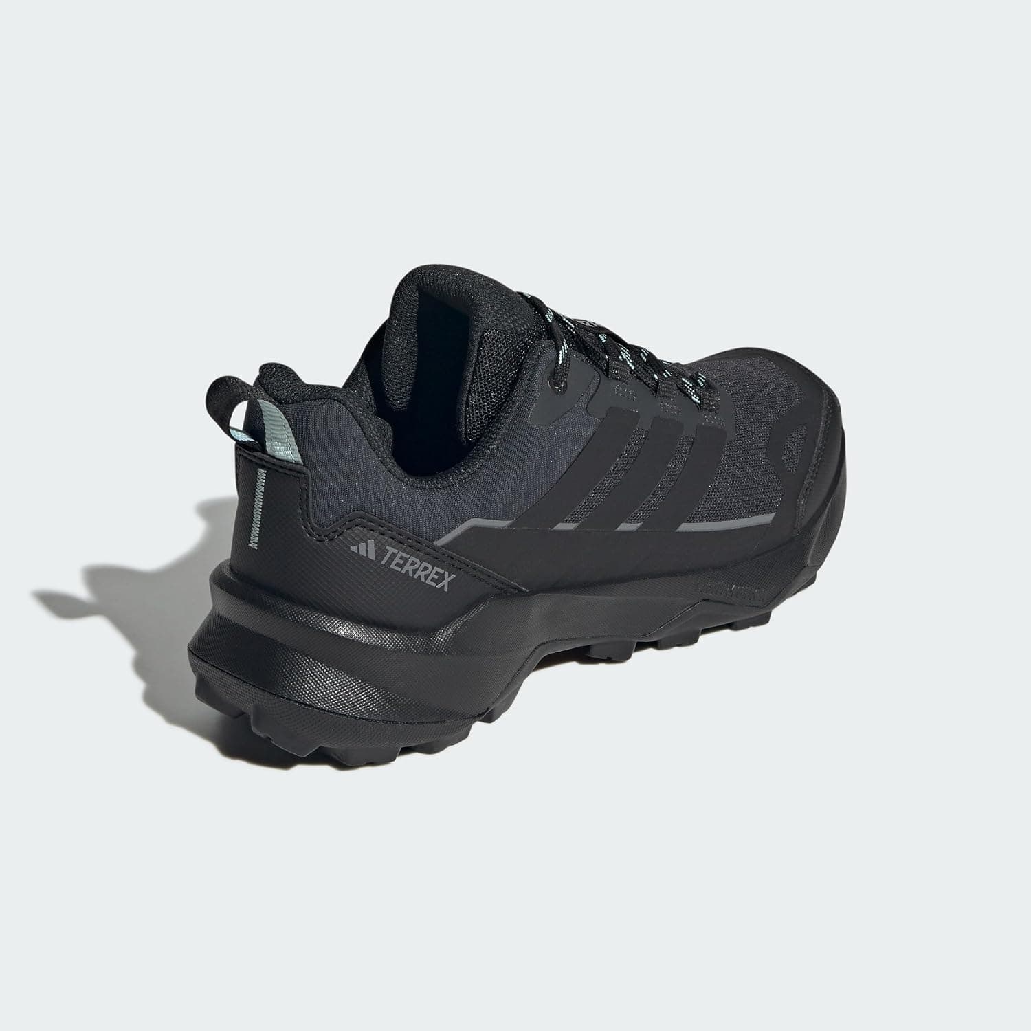 کفش پیادهروی زنانه adidas مدل TERREX SKYCHASER AX5 W کفش پیادهروی زنانه adidas مدل TERREX SKYCHASER AX5 W