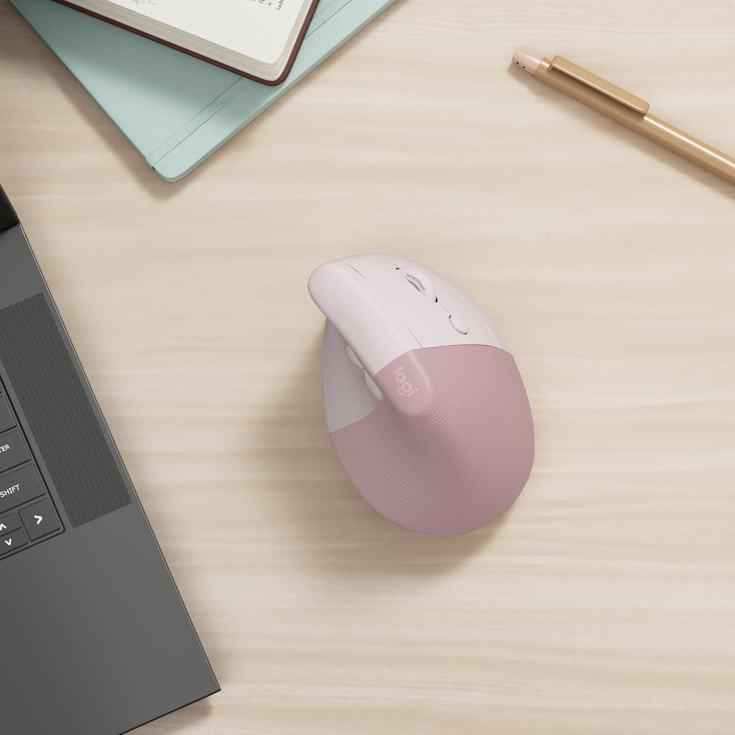 ماوس ارگونومیک عمودی Logitech بیسیم مدل Lift صورتی ماوس ارگونومیک عمودی Logitech بیسیم مدل Lift صورتی