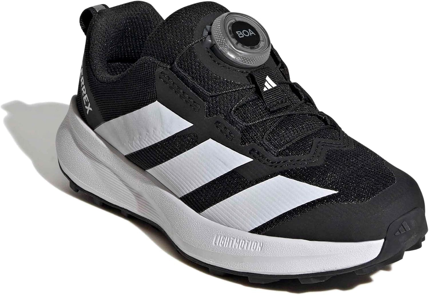 کفش دویدن نوجوانان مخصوص مسیرهای ناهموار adidas Terrex Agravic Boa مدل JR6632 مشکی کفش دویدن نوجوانان مخصوص مسیرهای ناهموار adidas Terrex Agravic Boa مدل JR6632 مشکی