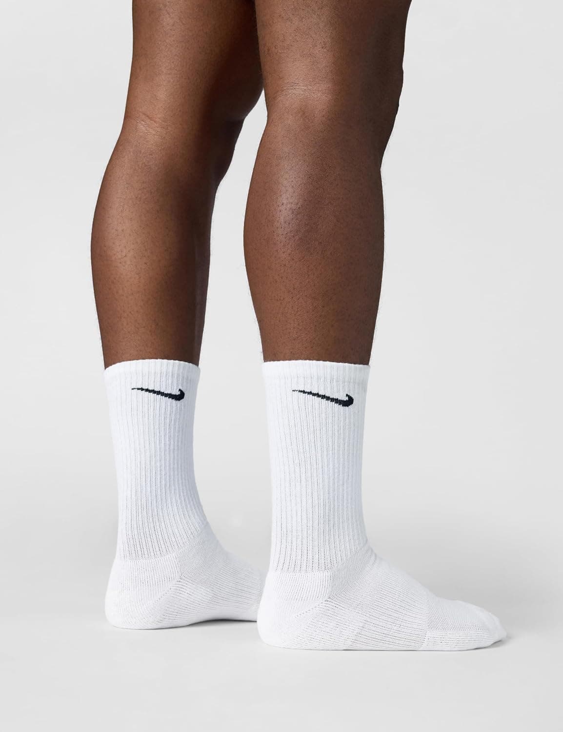 جوراب یونیسکس بزرگسال Nike مدل Everyday Cushion Crew بسته 3 جفتی جوراب یونیسکس بزرگسال Nike مدل Everyday Cushion Crew بسته 3 جفتی