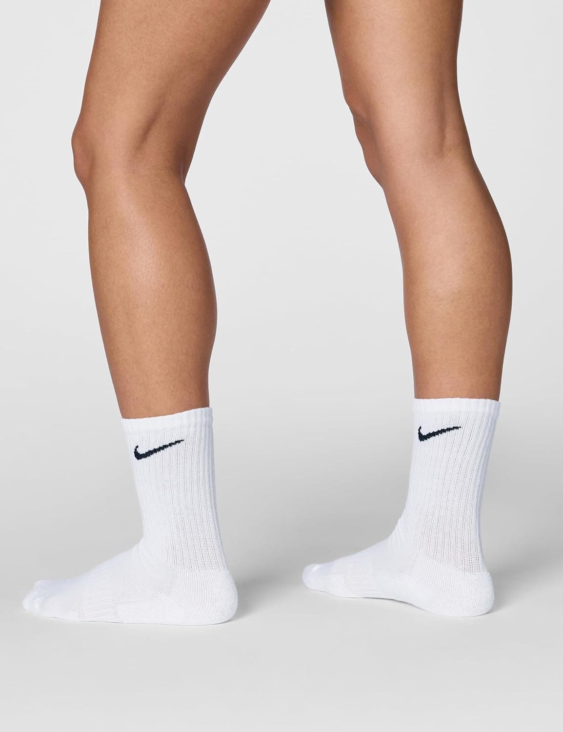 جوراب یونیسکس بزرگسال Nike مدل Everyday Cushion Crew بسته 3 جفتی جوراب یونیسکس بزرگسال Nike مدل Everyday Cushion Crew بسته 3 جفتی