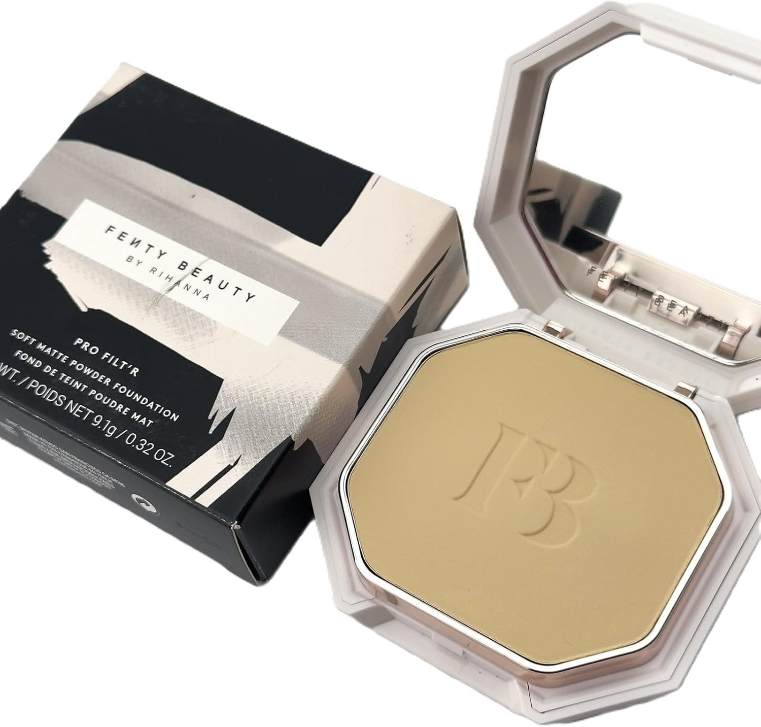 پودر فاند Fenty Beauty مدل Pro Filt’r مات نرم ماندگاری طولانی 130 پودر فاند Fenty Beauty مدل Pro Filt’r مات نرم ماندگاری طولانی 130