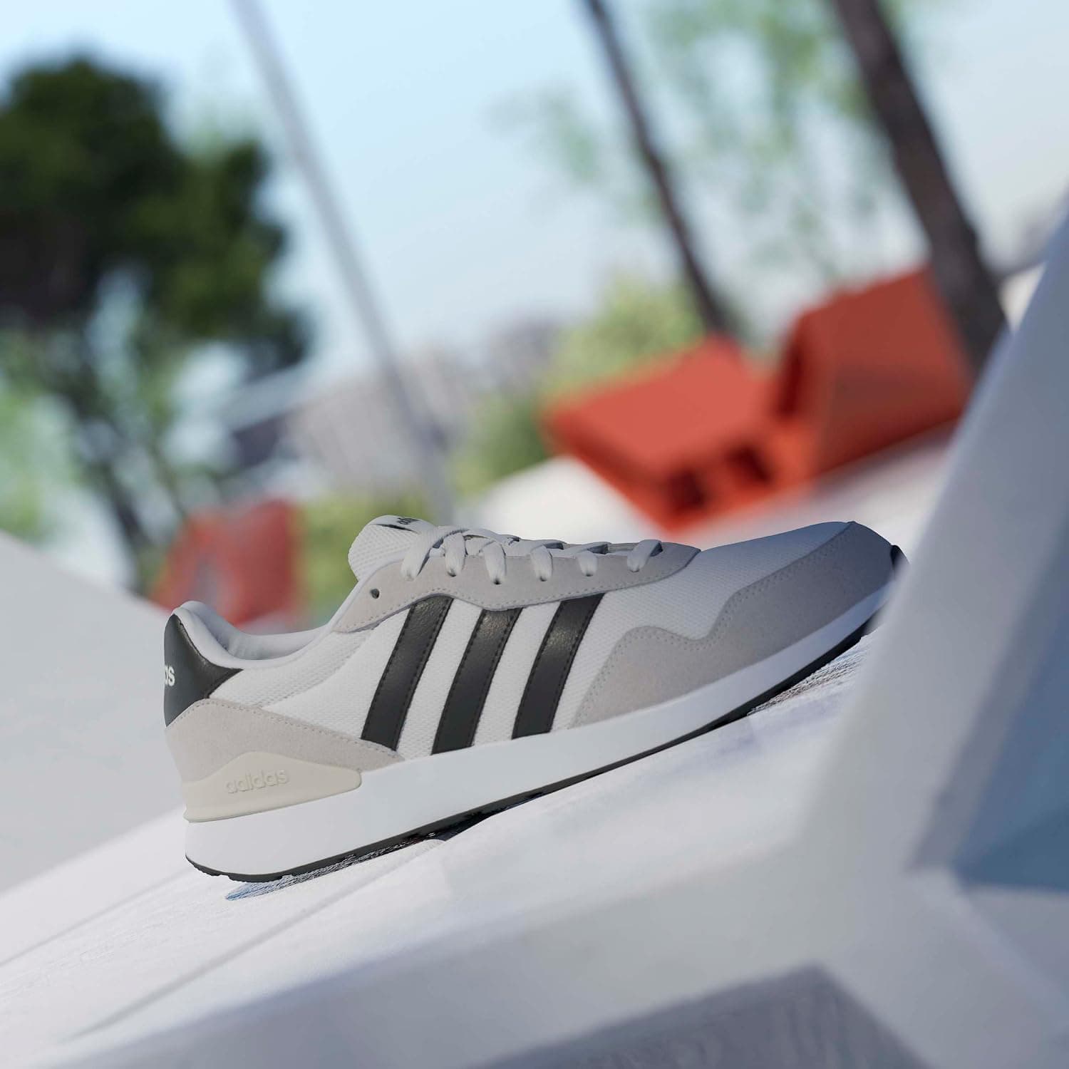 کفش مردانه adidas مدل Run 60s 4.0 مشکی سایز 10 کفش مردانه adidas مدل Run 60s 4.0 مشکی سایز 10