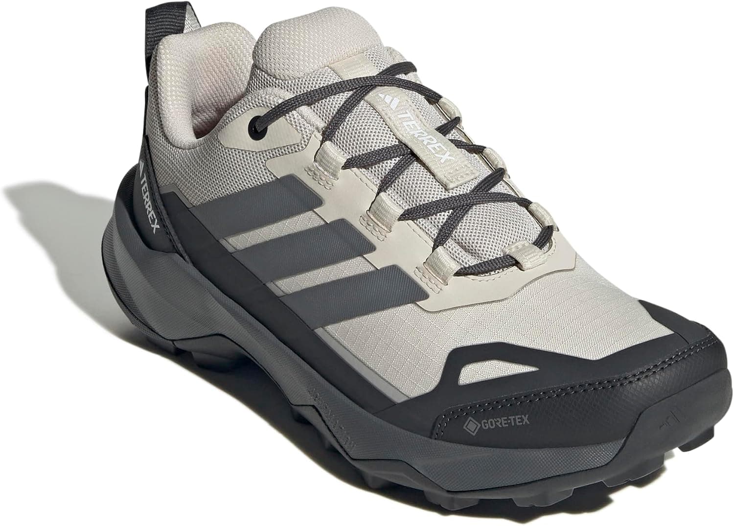 کفش پیادهروی زنانه adidas TERREX SKYCHASER AX5 GTX W کفش پیادهروی زنانه adidas TERREX SKYCHASER AX5 GTX W