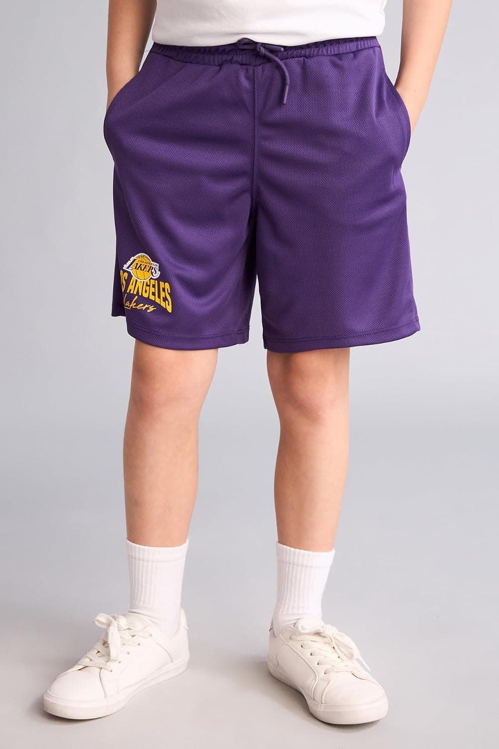 شلوارک پسرانه DeFacto NBA Los Angeles Lakers فیت معمولی مدل H2918A826HS شلوارک پسرانه DeFacto NBA Los Angeles Lakers فیت معمولی مدل H2918A826HS