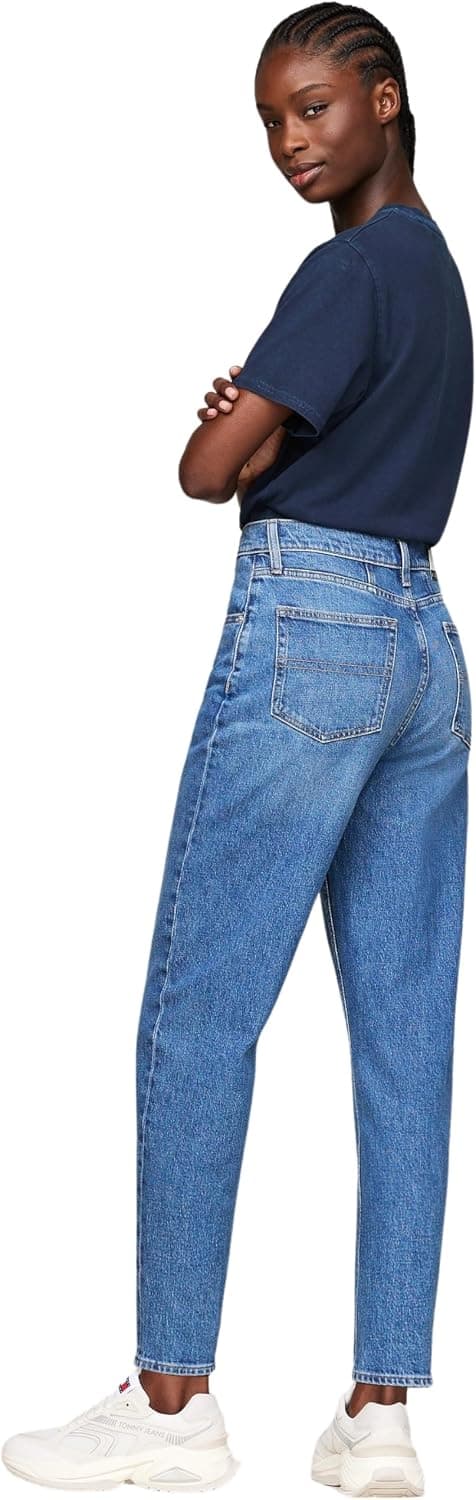 شلوار جین زنانه Tommy Jeans مدل MOM JEAN UH TPR CH0130 شلوار جین زنانه Tommy Jeans مدل MOM JEAN UH TPR CH0130