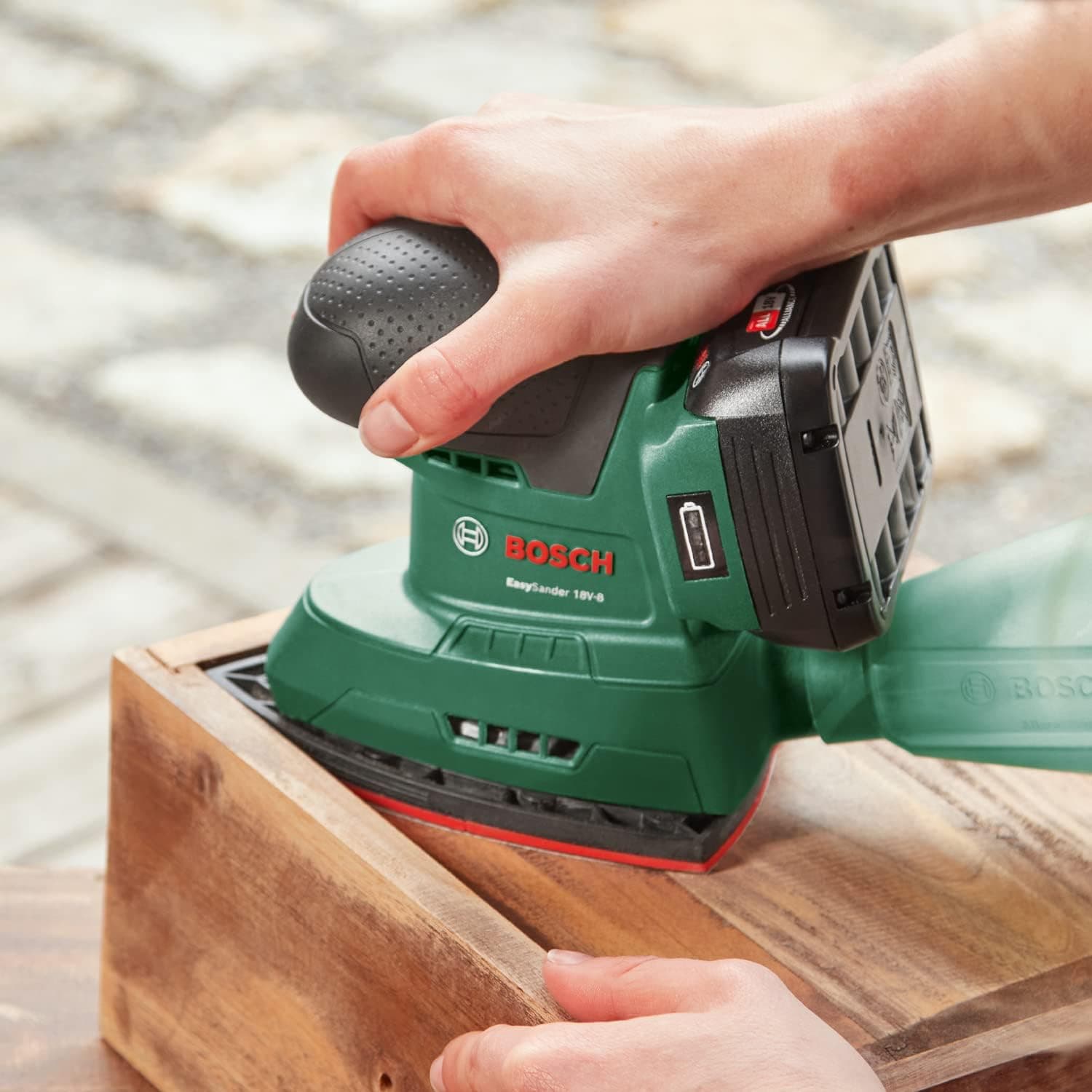 ساینده چندکاره شارژی Bosch مدل EasySander 18V-8 بدون باتری برای چوب ساینده چندکاره شارژی Bosch مدل EasySander 18V-8 بدون باتری برای چوب