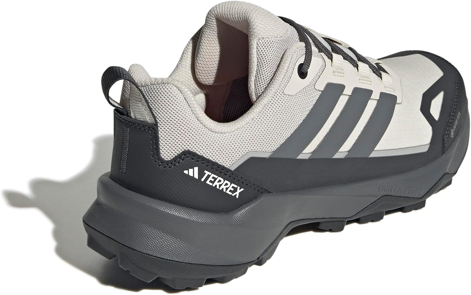 کفش پیادهروی زنانه adidas TERREX SKYCHASER AX5 GTX W کفش پیادهروی زنانه adidas TERREX SKYCHASER AX5 GTX W