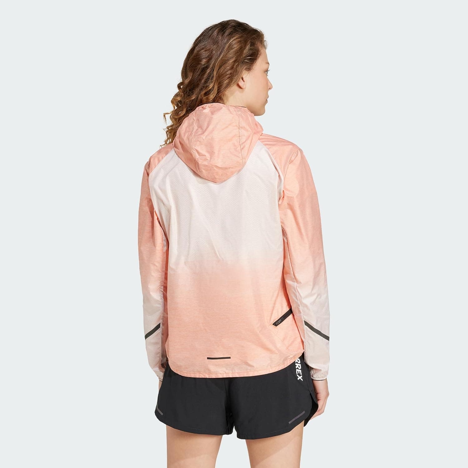 بادگیر زنانه adidas Terrex Xperior Light Windweave بادگیر زنانه adidas Terrex Xperior Light Windweave